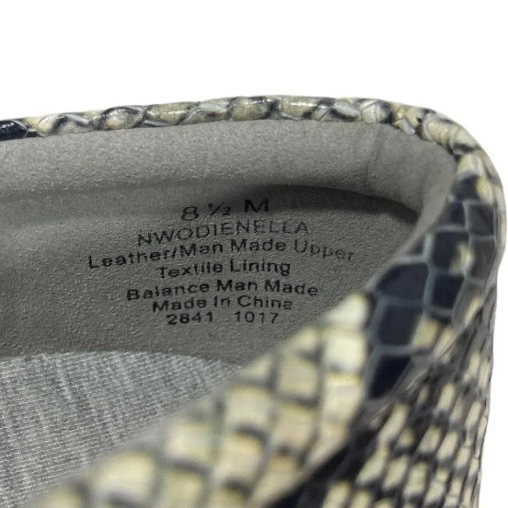 NINE WEST Women's Leather Faux Snakeskin Slip Ons Size 8.5 Med Sneakers Bows EUC